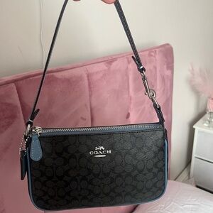 Notalita coach shoulder bag!
